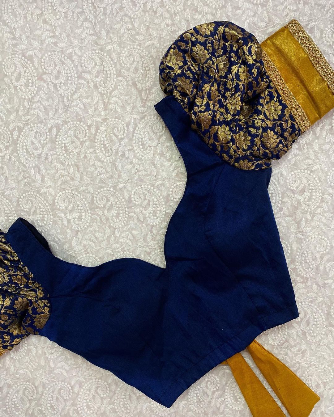 Blue Rasm Puff Sleeves - Main Image