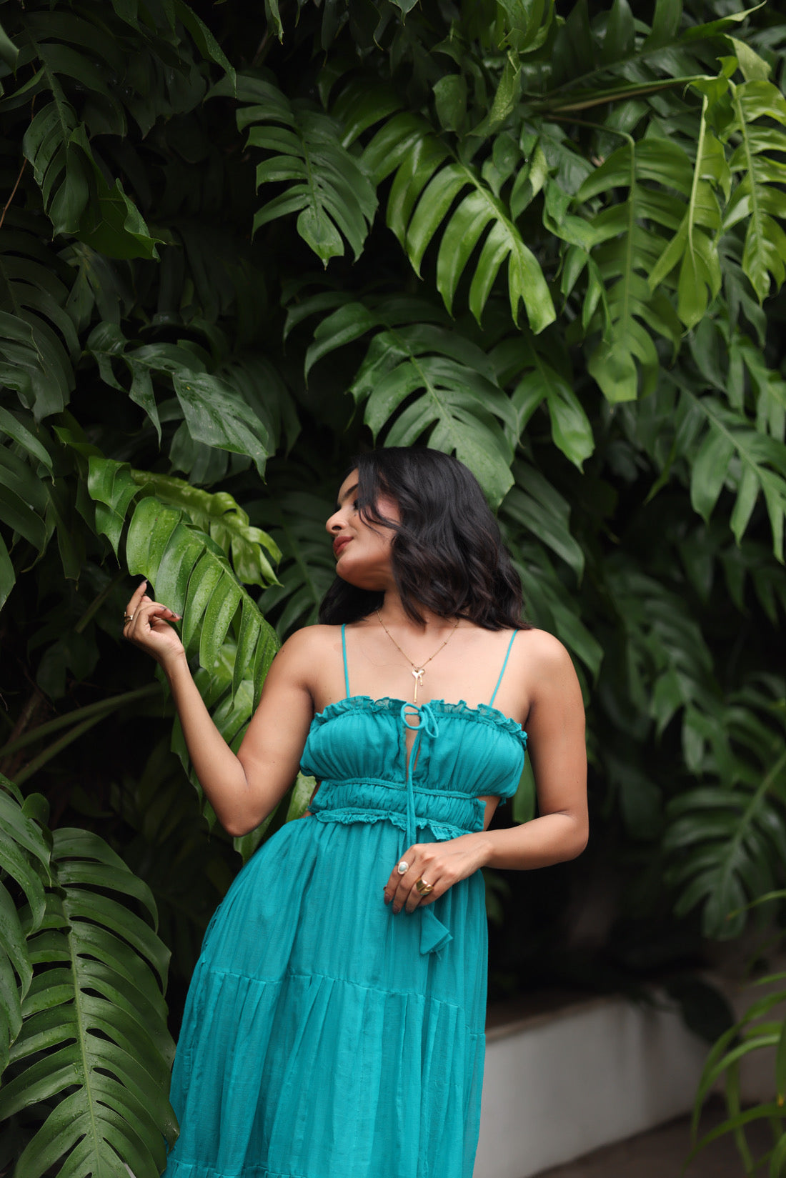 Backless Breeze In Firoza