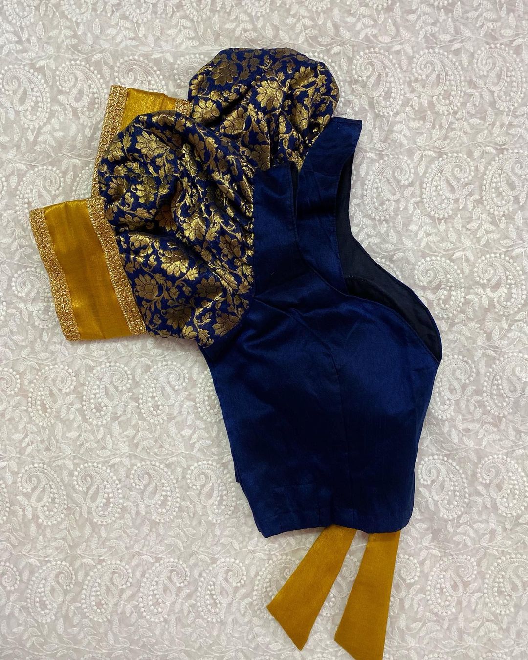 Blue Rasm Puff Sleeves