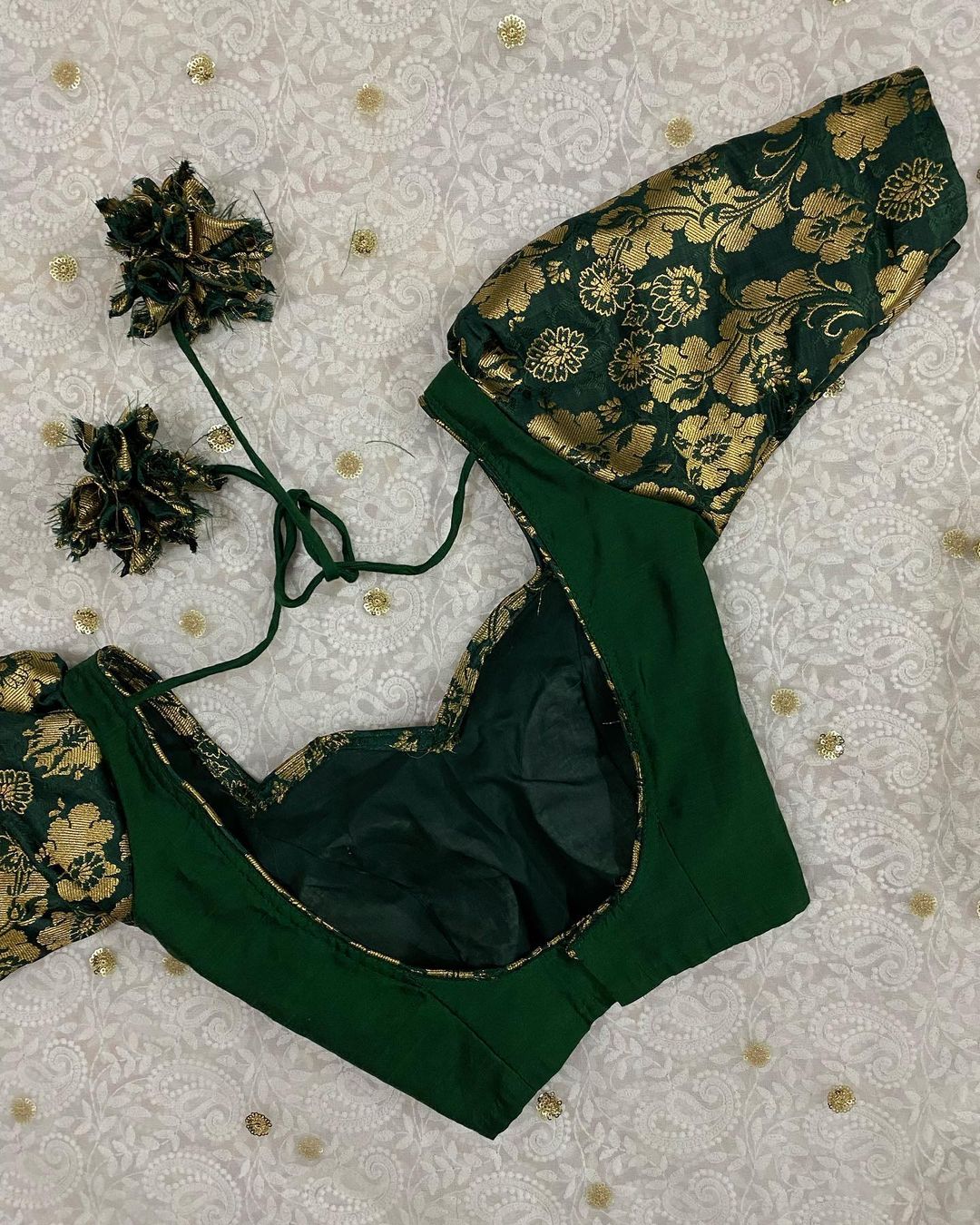 Green Rasm Puff Sleeves