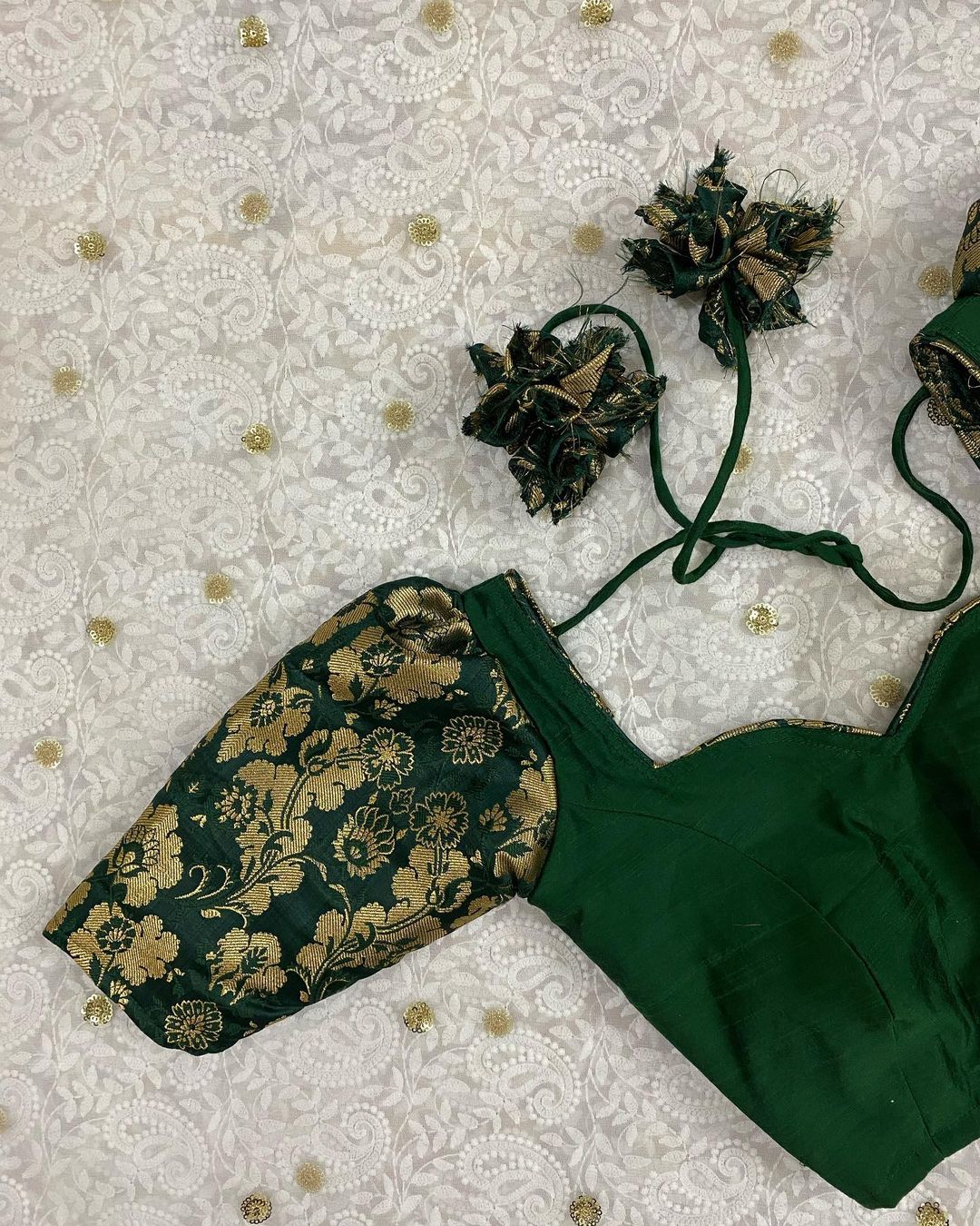 Green Rasm Puff Sleeves