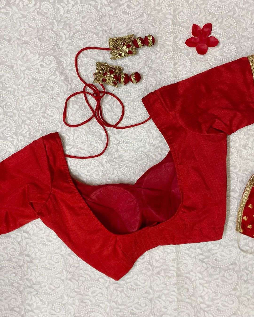 Tori Red Glass Sleeves