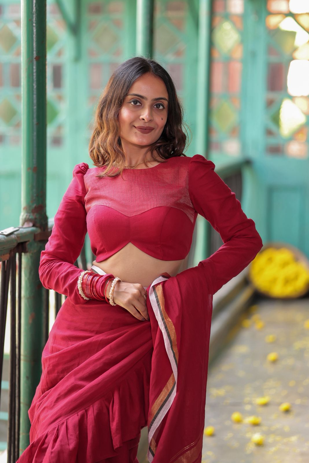 MAROON DESI