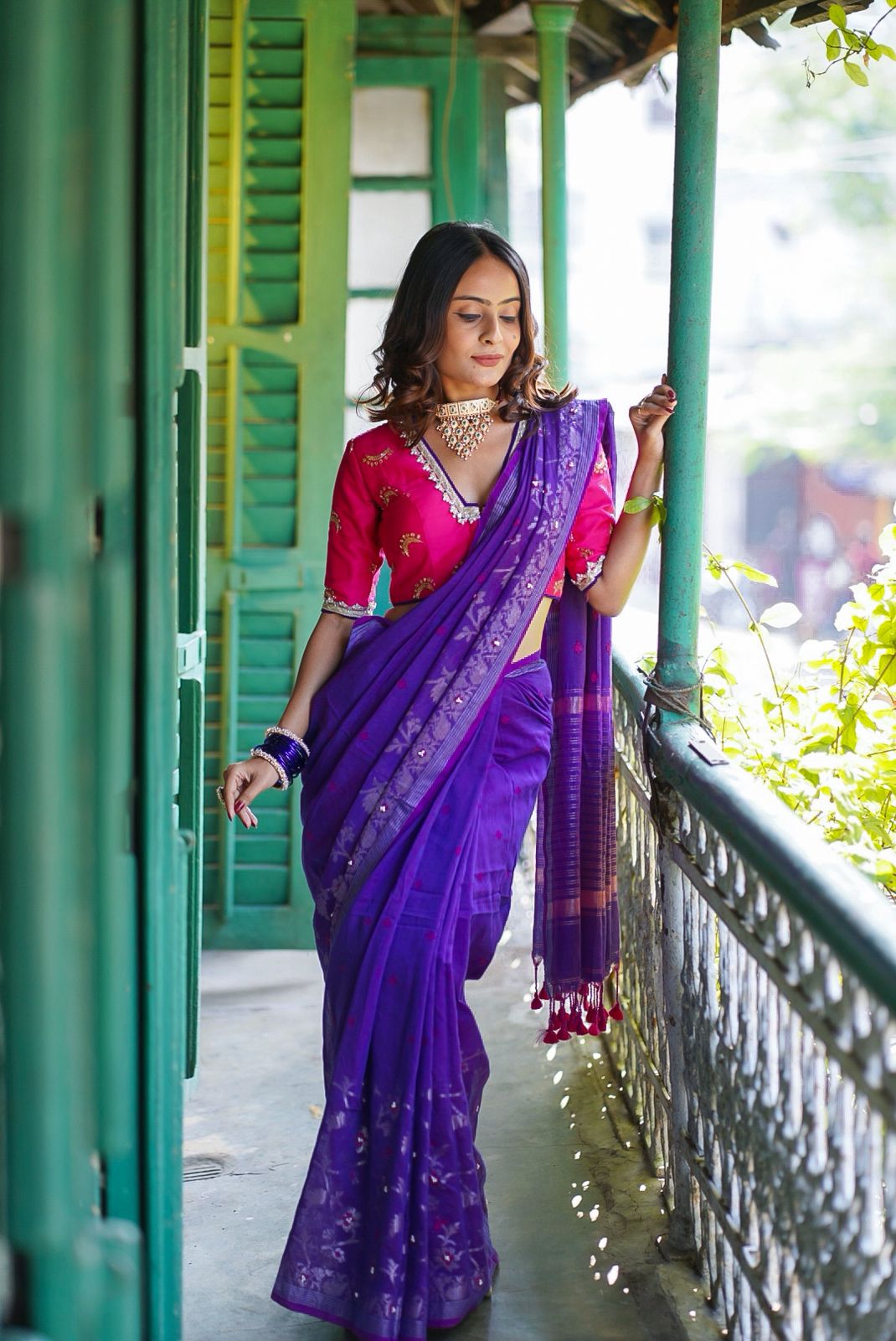 Gulabi Noor
